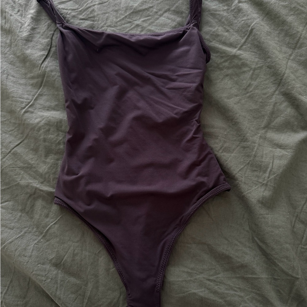 Skims black bodysuit